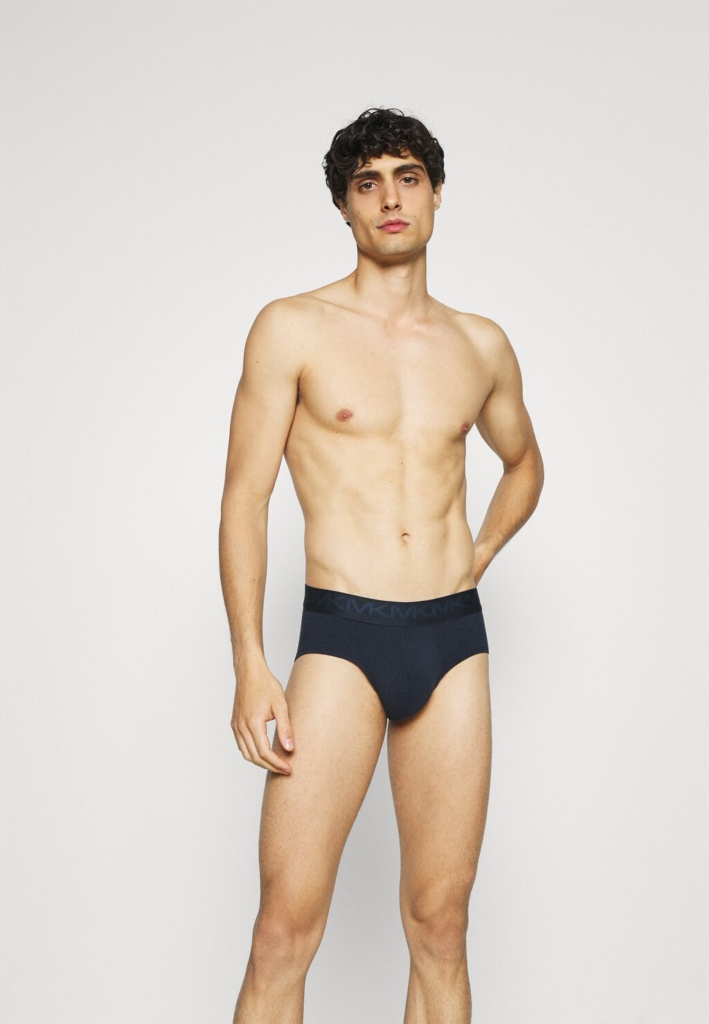 

Трусы STRETCH FACTOR CORE LO RISE BRIEF 3 PACK Michael Kors, темно-синий
