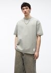 

Базовая Футболка SHORT SLEEVE PLUSH INTERLOCK Pull&Bear, светло-зеленый