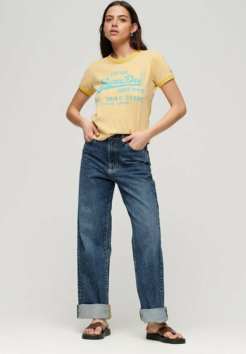 

Футболка с принтом Superdry