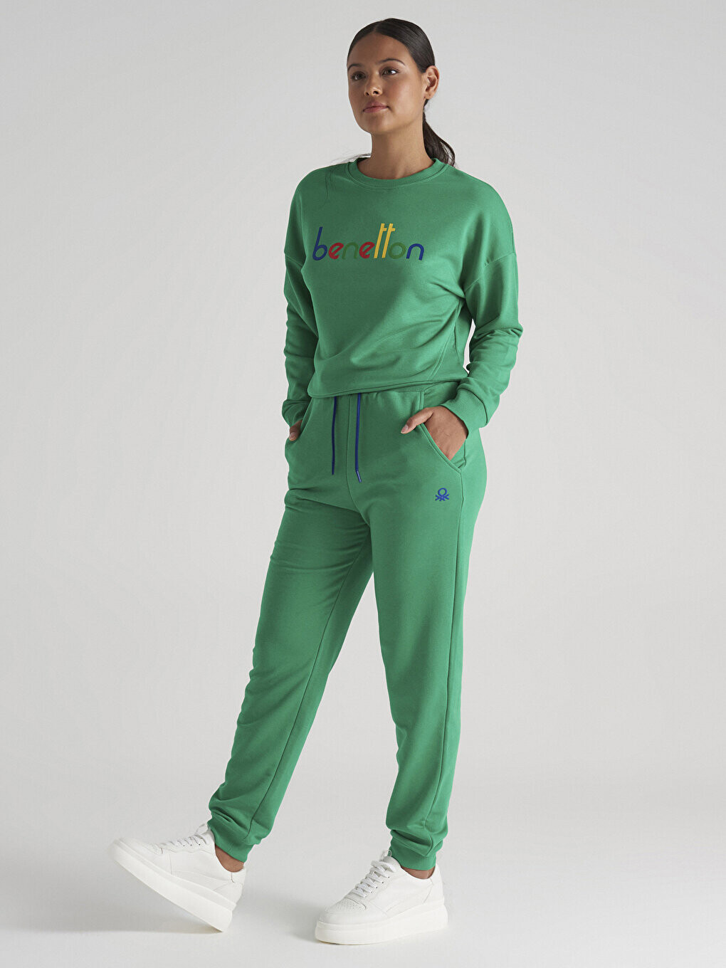 

Женские спортивные штаны BENETTON, зеленый