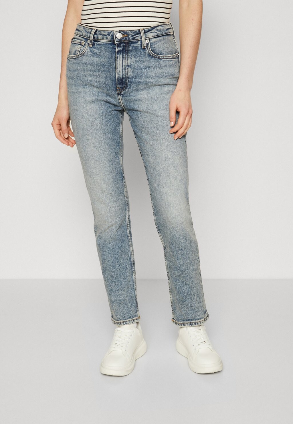 

Джинсы Slim Fit MIO Tommy Hilfiger, синий деним