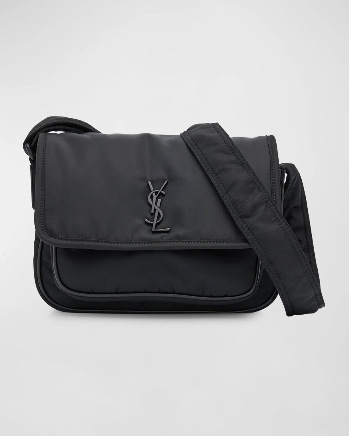 

Мужская сумка-мессенджер Niki YSL из нейлона Saint Laurent, цвет Nero