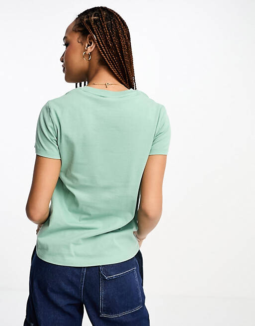 

Зеленая футболка Levi's Perfect с принтом в виде крыла летучей мыши, Зеленый