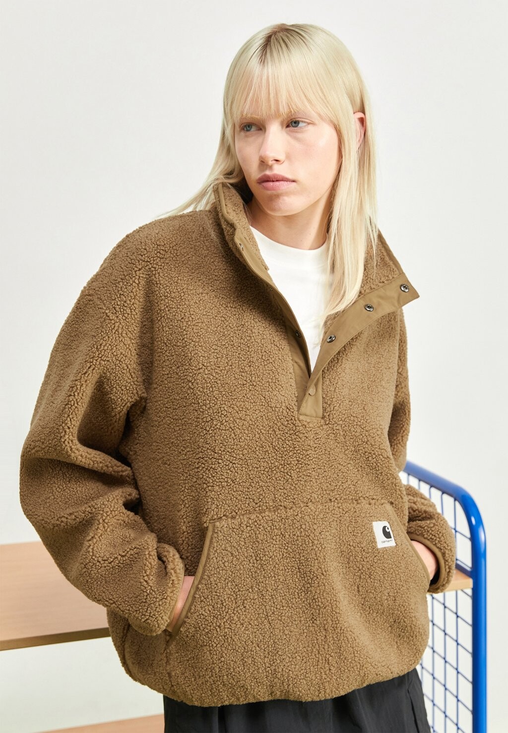 

Флисовая толстовка ELLIOT HIGH NECK LINER Carhartt WIP, светло-коричневый