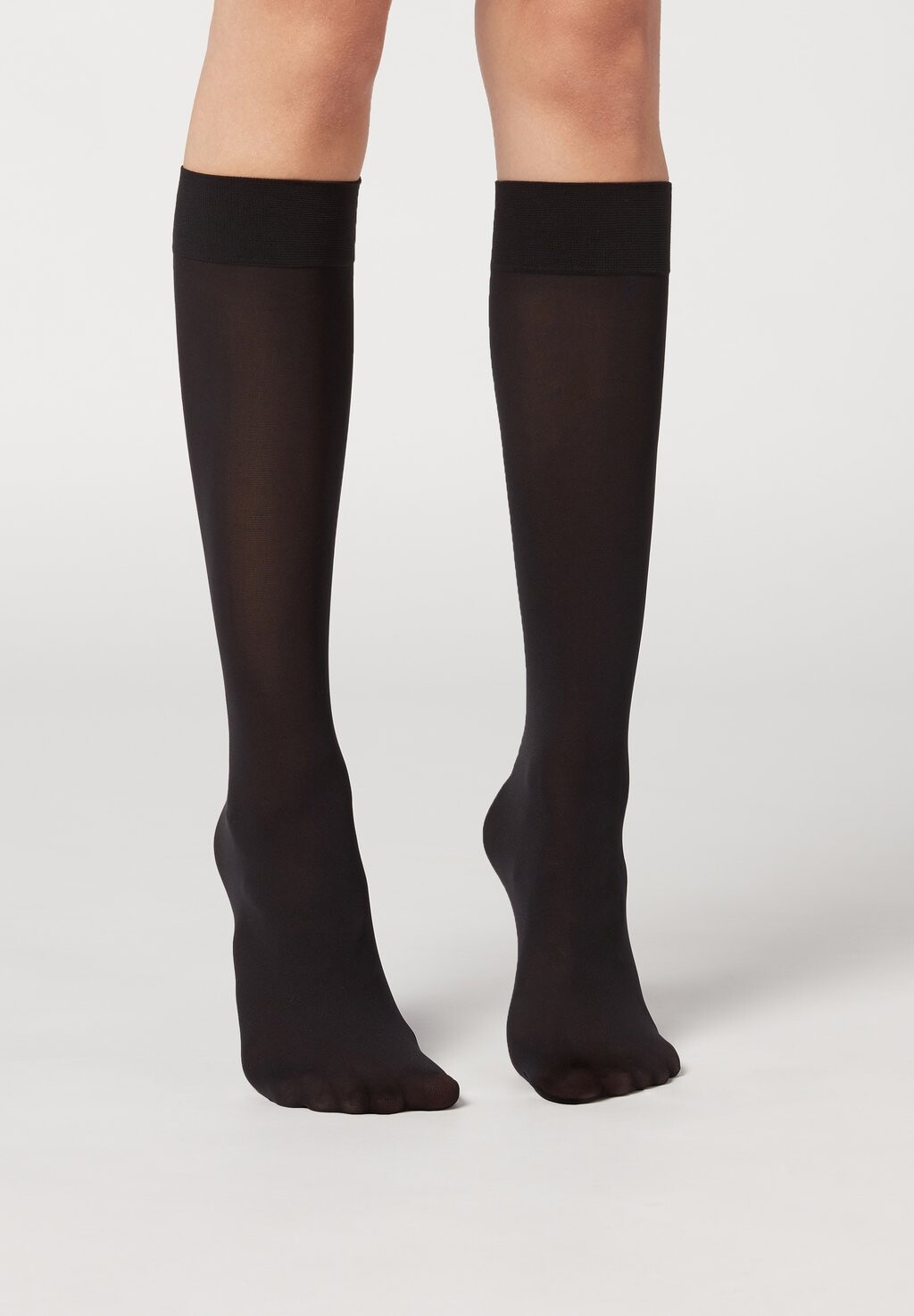 

Носки выше колена 30 DEN Semi Opaque Calzedonia, черный