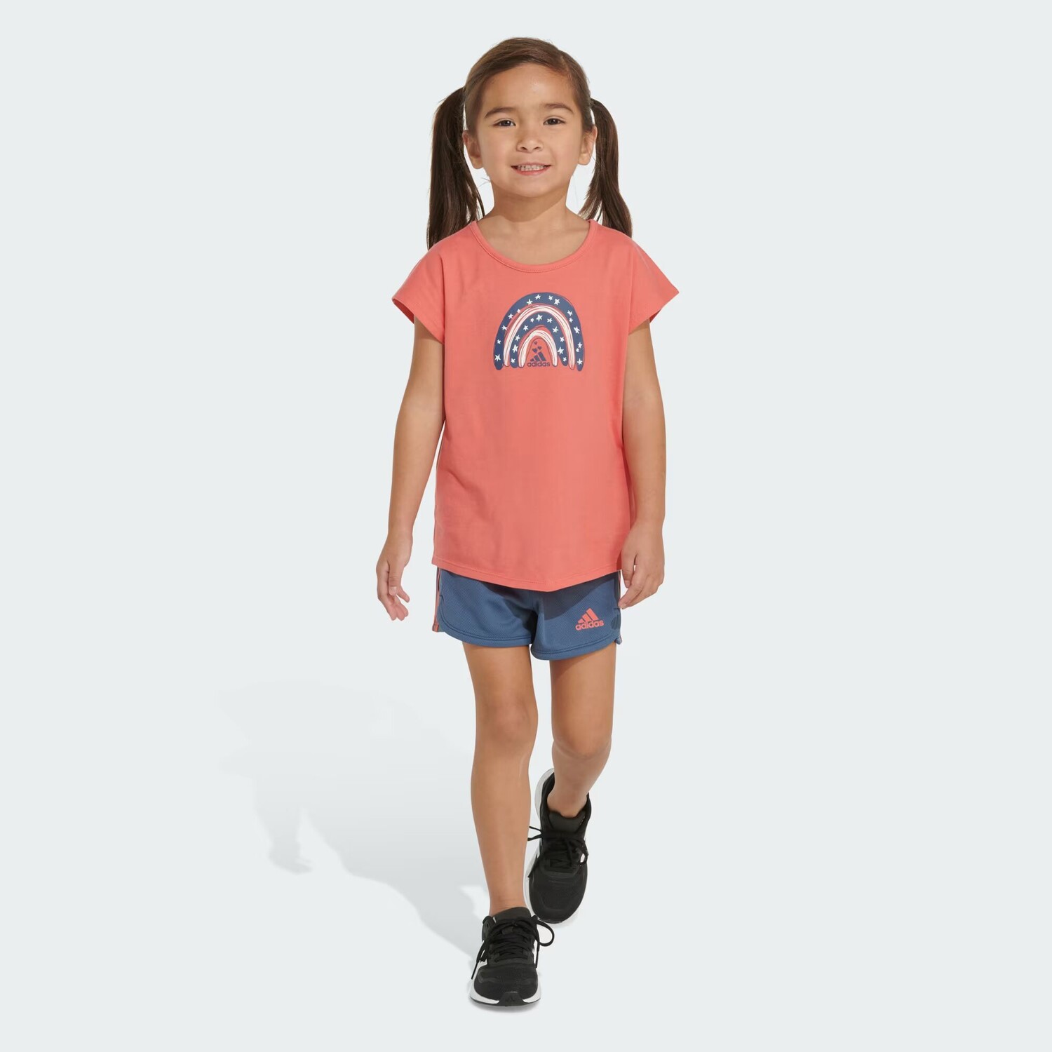 

Короткий набор набора с графической сеткой Adidas, цвет Scarlet Mel.