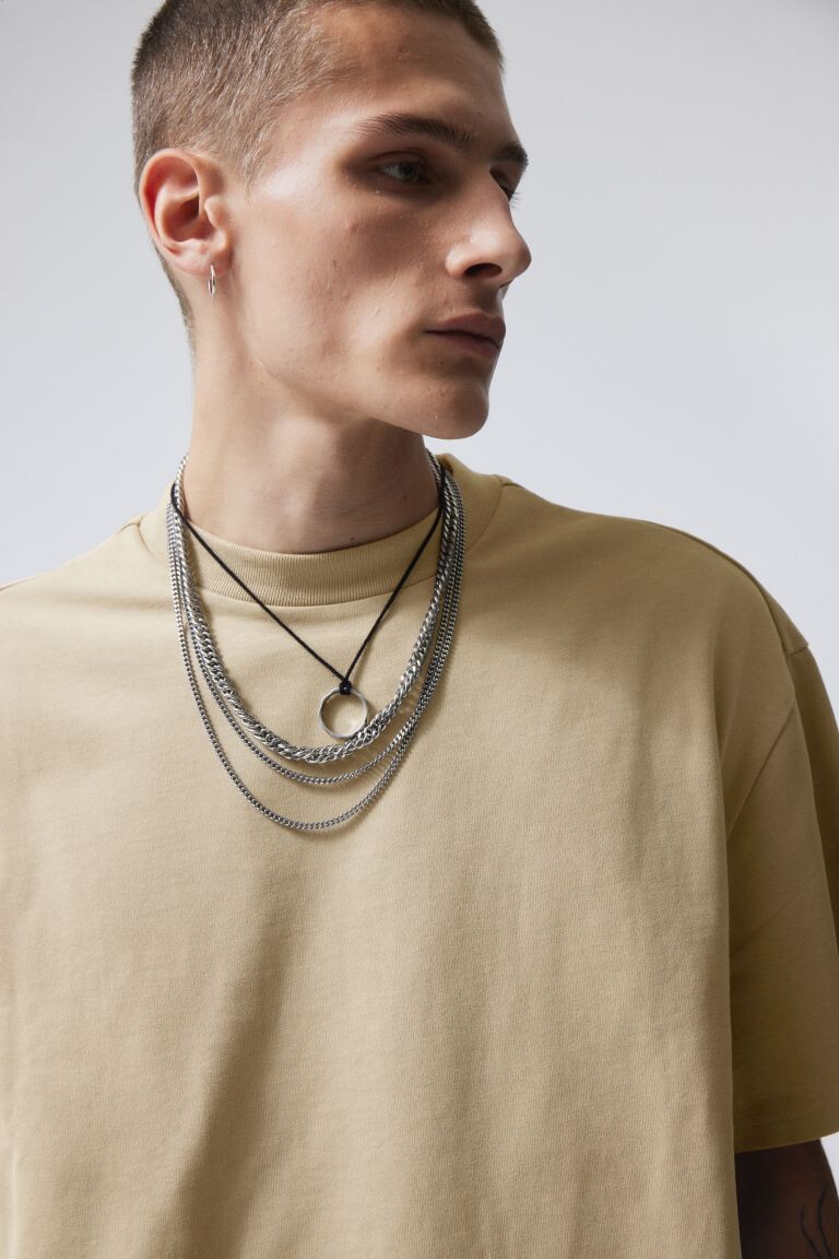 

Отличная футболка H&M, серый