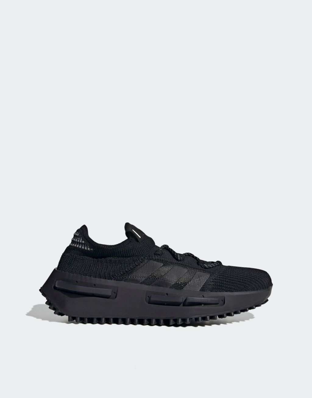 

Черные кроссовки adidas Originals, Черный