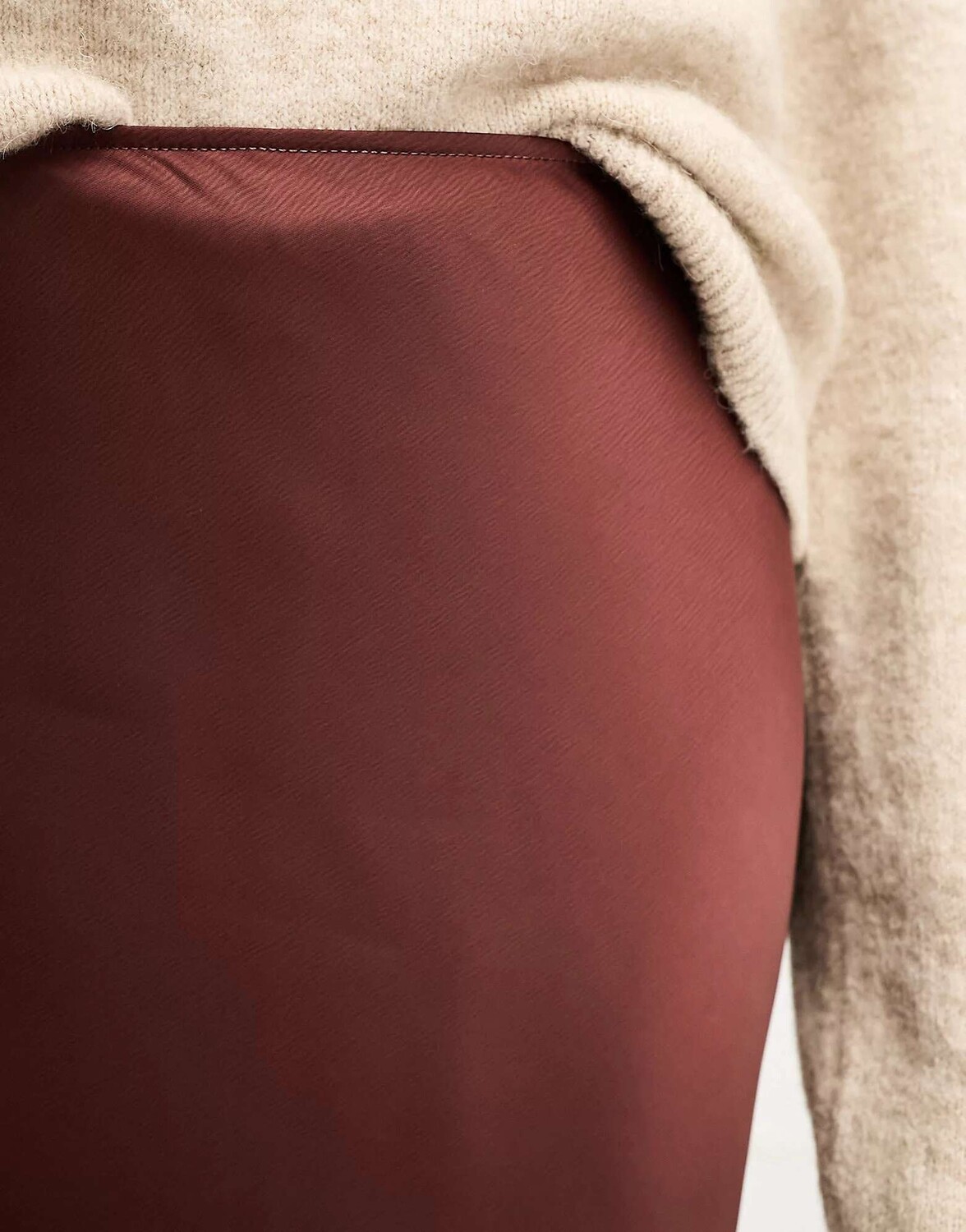 

Атласная юбка миди ASOS DESIGN Tall шоколадного цвета