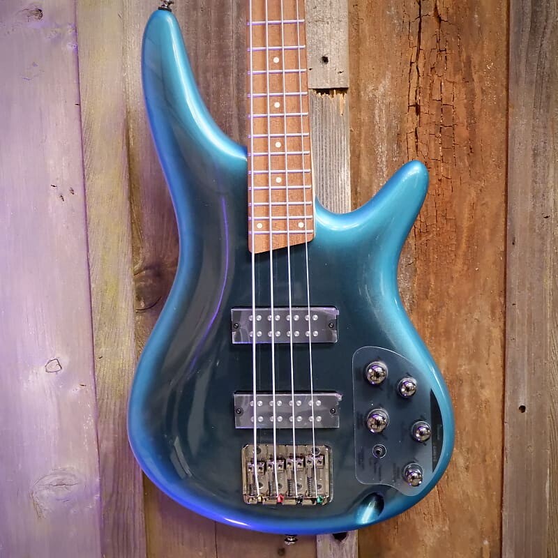 

Басс гитара Ibanez SR300E-CUB Soundgear Standard Bass - Cerulean Aura Burst