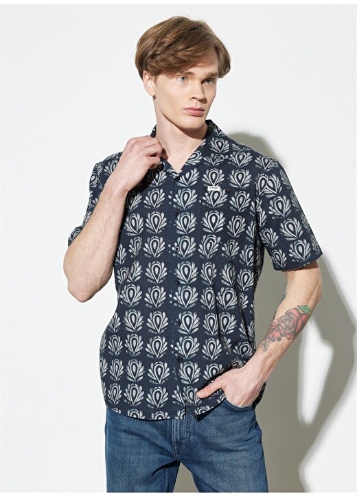 

Черная мужская рубашка Regular Fit Wrangler