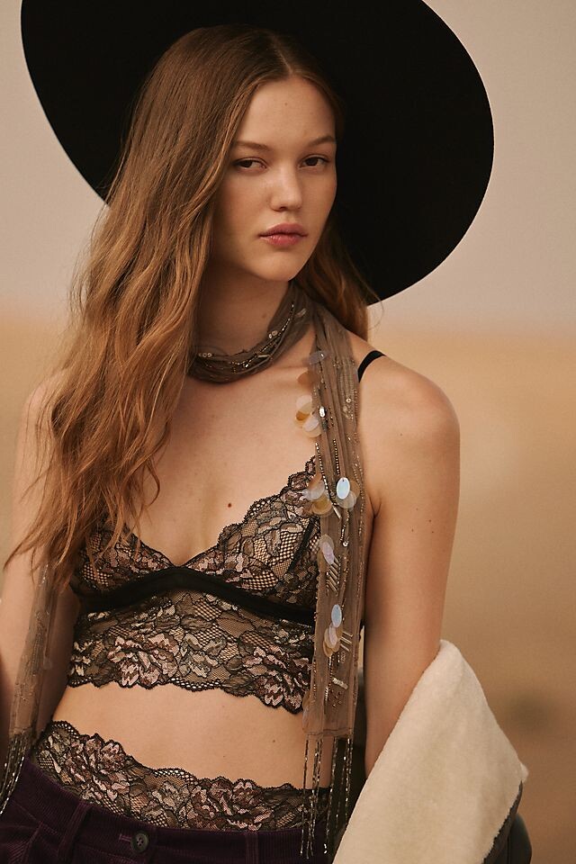 

Шарф Anthropologie с украшением, бежевый