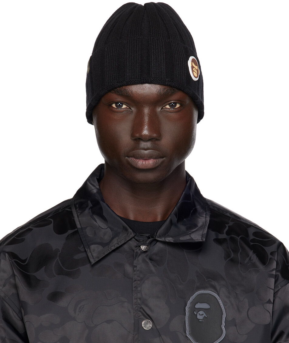 

Черная шапка с нашивкой Alpha AAPE by A Bathing Ape