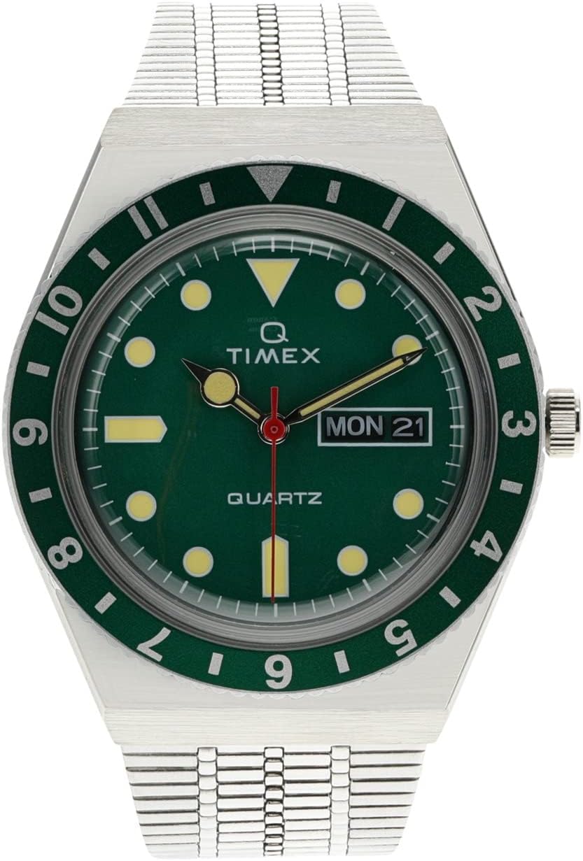 

Часы 38 mm Q Timex Reissue Stainless Steel Bracelet Watch Timex, цвет Silver/Green/Silver