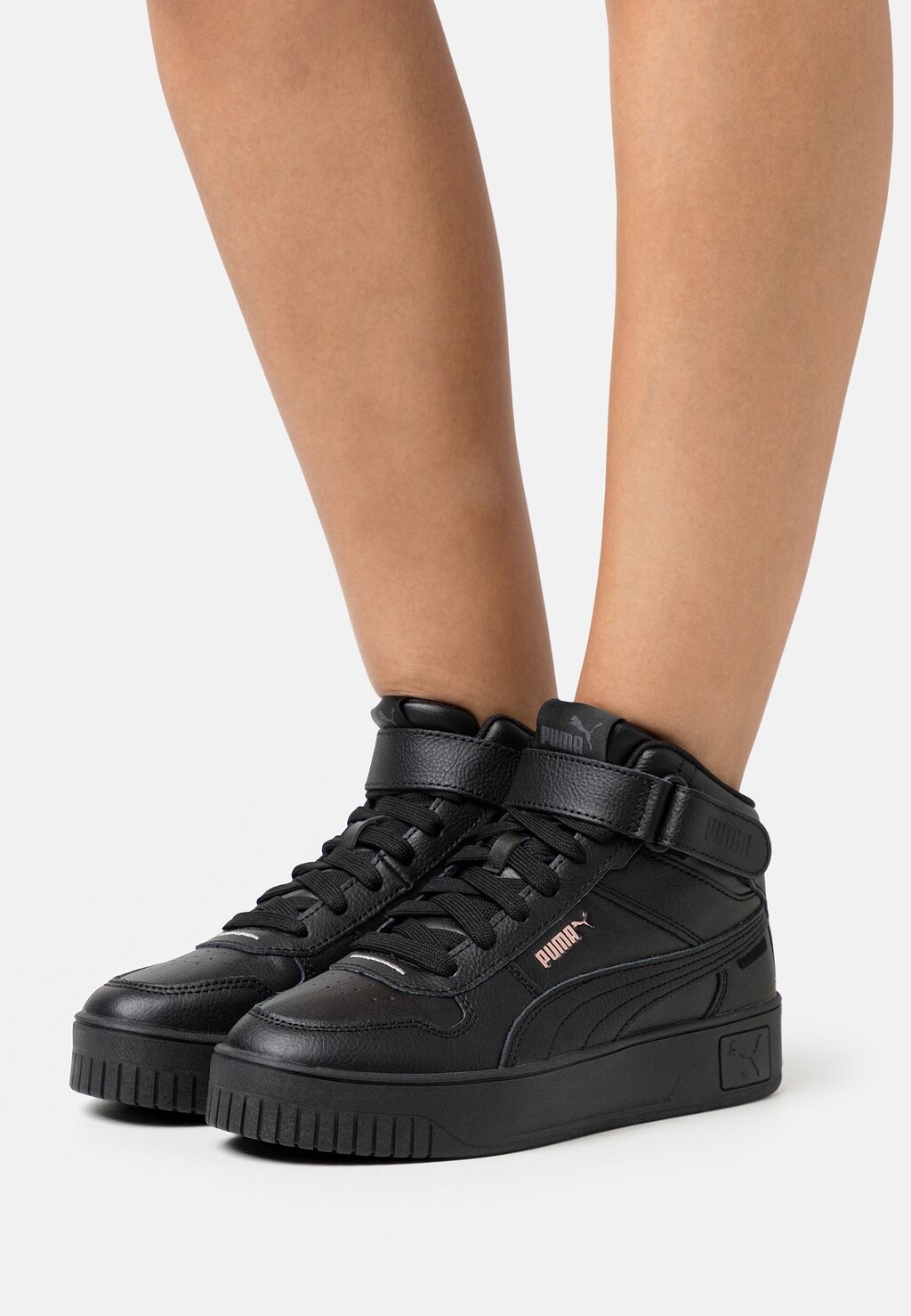 

Высокие кроссовки Puma