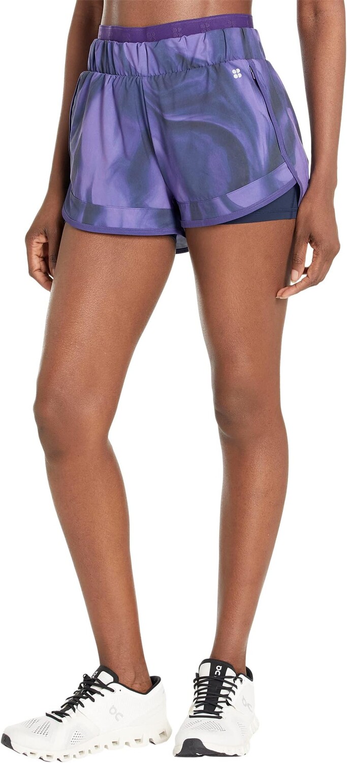 

Шорты для бега On Your Marks 4 дюйма Sweaty Betty, цвет Purple Light Speed Print