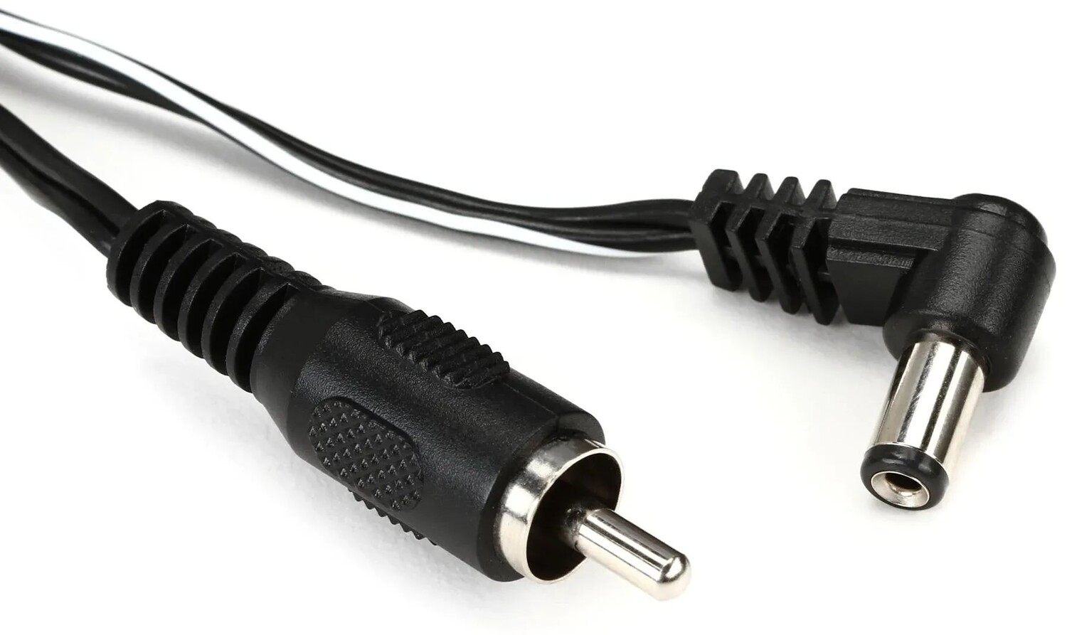 

Eventide 1080–80 см, 2,1 мм, центральный негативный Ang-RCA, черный