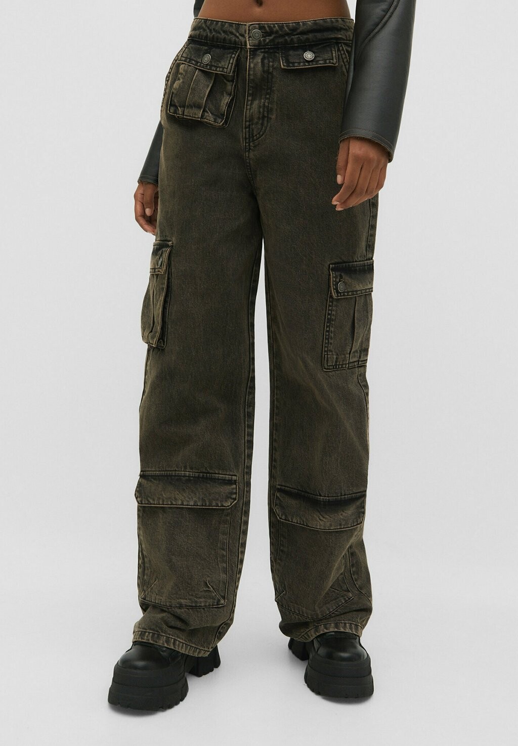 

Джинсы Baggy Multi-Pocket Stradivarius, цвет blue black denim