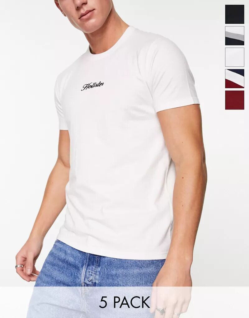 

Набор из пяти футболок Hollister с разноцветным логотипом, однотонной отделкой и полоской на груди
