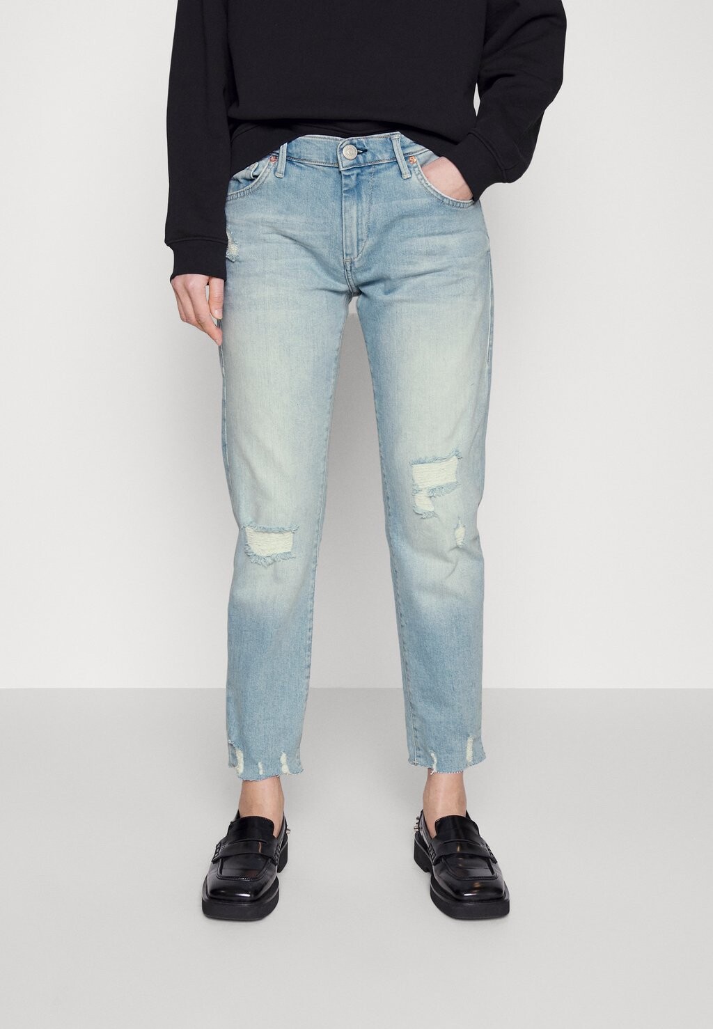 

Джинсы прямого кроя True Religion