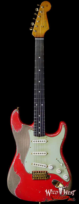 Электрогитара Fender Custom Shop Levi Perry Masterbuilt 1962 Stratocaster Brazilian Rosewood Board Heavy Relic Fiesta Red with Gold Hardware fender custom shop 1962 stratocaster с ручным заводом звукосниматели aaa dark rosewood slab board heavy relic fiesta red 1962 stratocaster hand wound pickups aaa dark rosewood slab board heavy relic fiesta red
