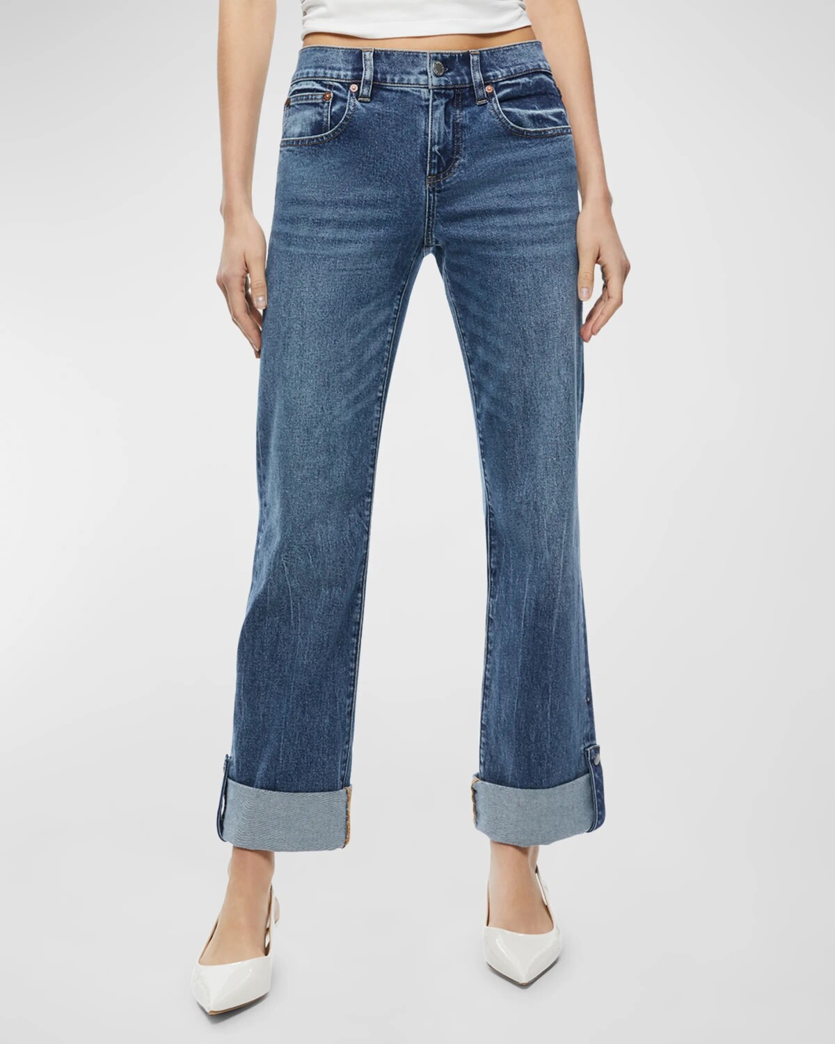 

Джинсы Alfie с низкой посадкой и манжетами Alice + Olivia, цвет Brooklyn Blue
