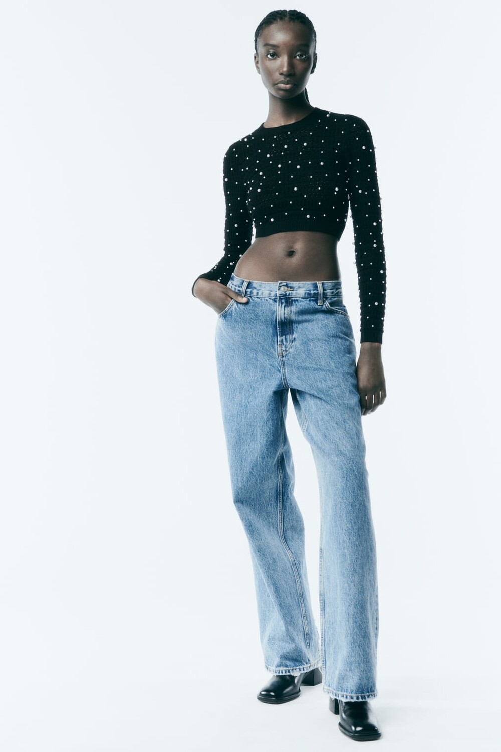 

Укороченный вязаный свитер с жемчужными бусинами ZARA, черный