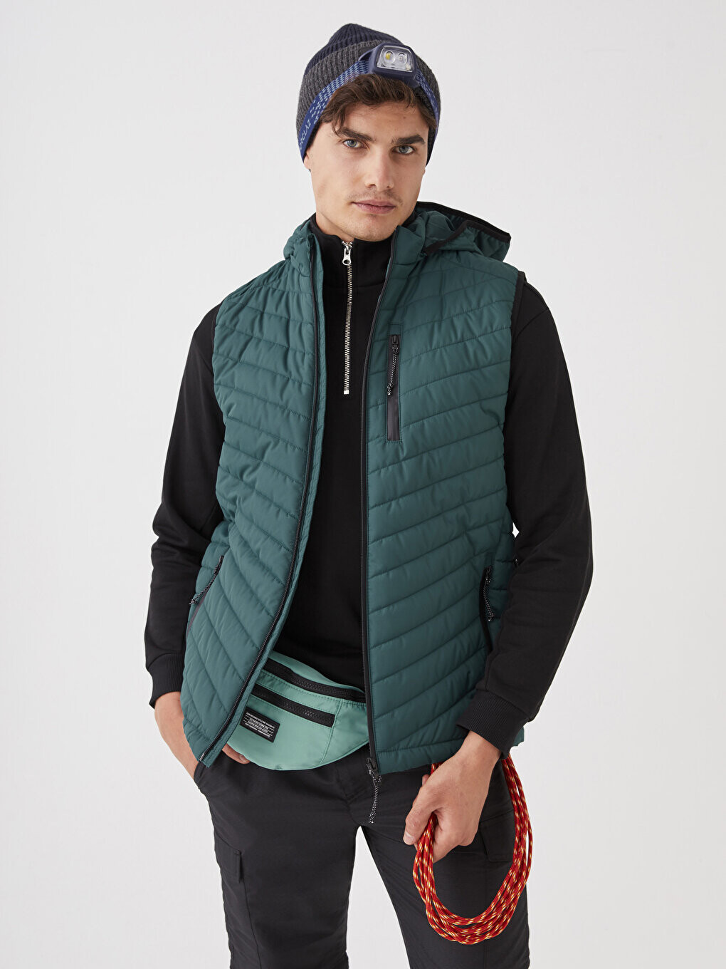 

Мужской пуховик с капюшоном Standard Mold LCW OUTDOOR, темное масло