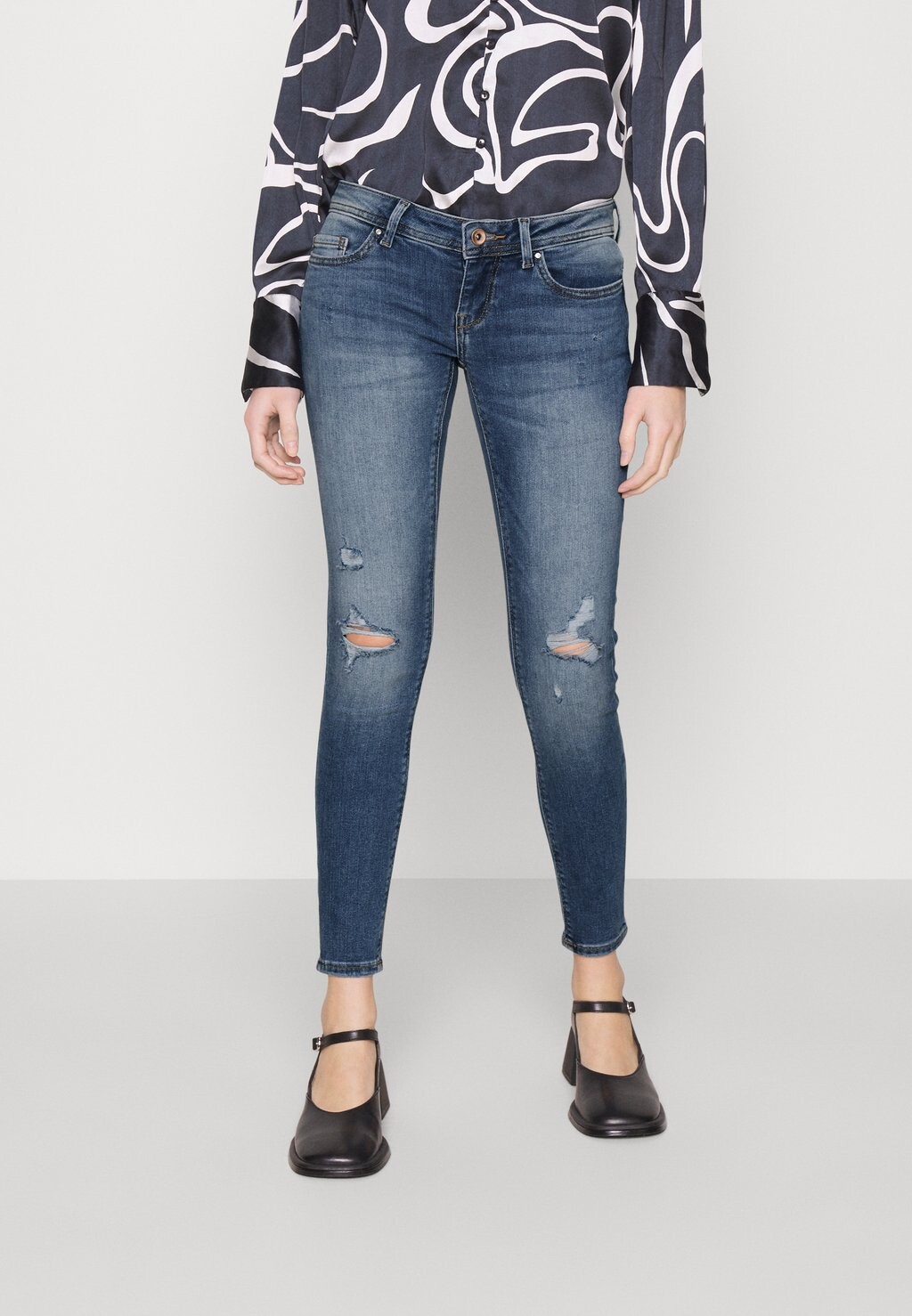 

Джинсы Skinny Fit ONLY Onlcoral, джинсовая ткань среднего синего цвета