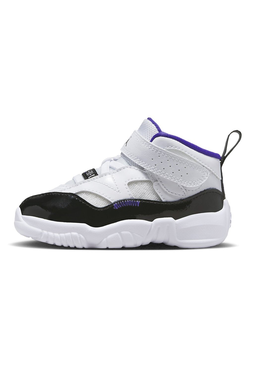 

Баскетбольная обувь Two Trey Jordan, цвет white black dark concord