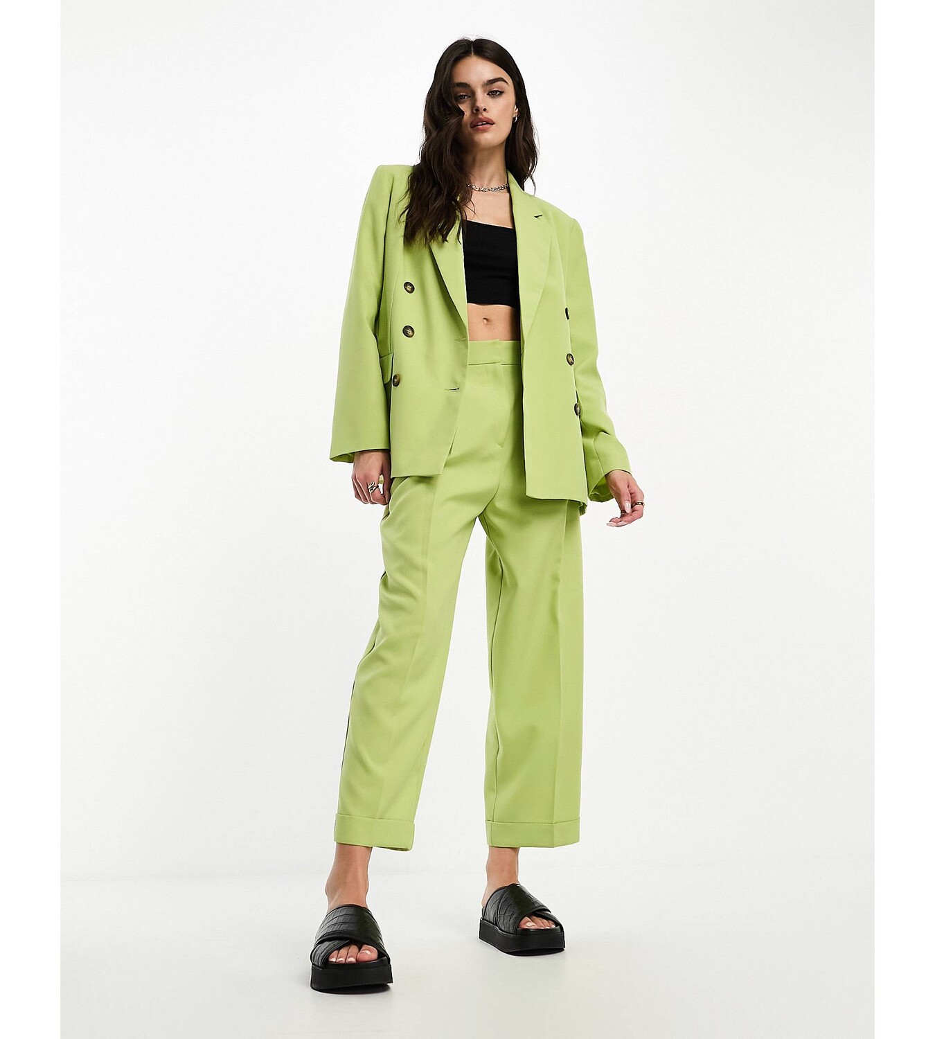 

Зеленые зауженные брюки с отворотами ASOS DESIGN, Зеленый