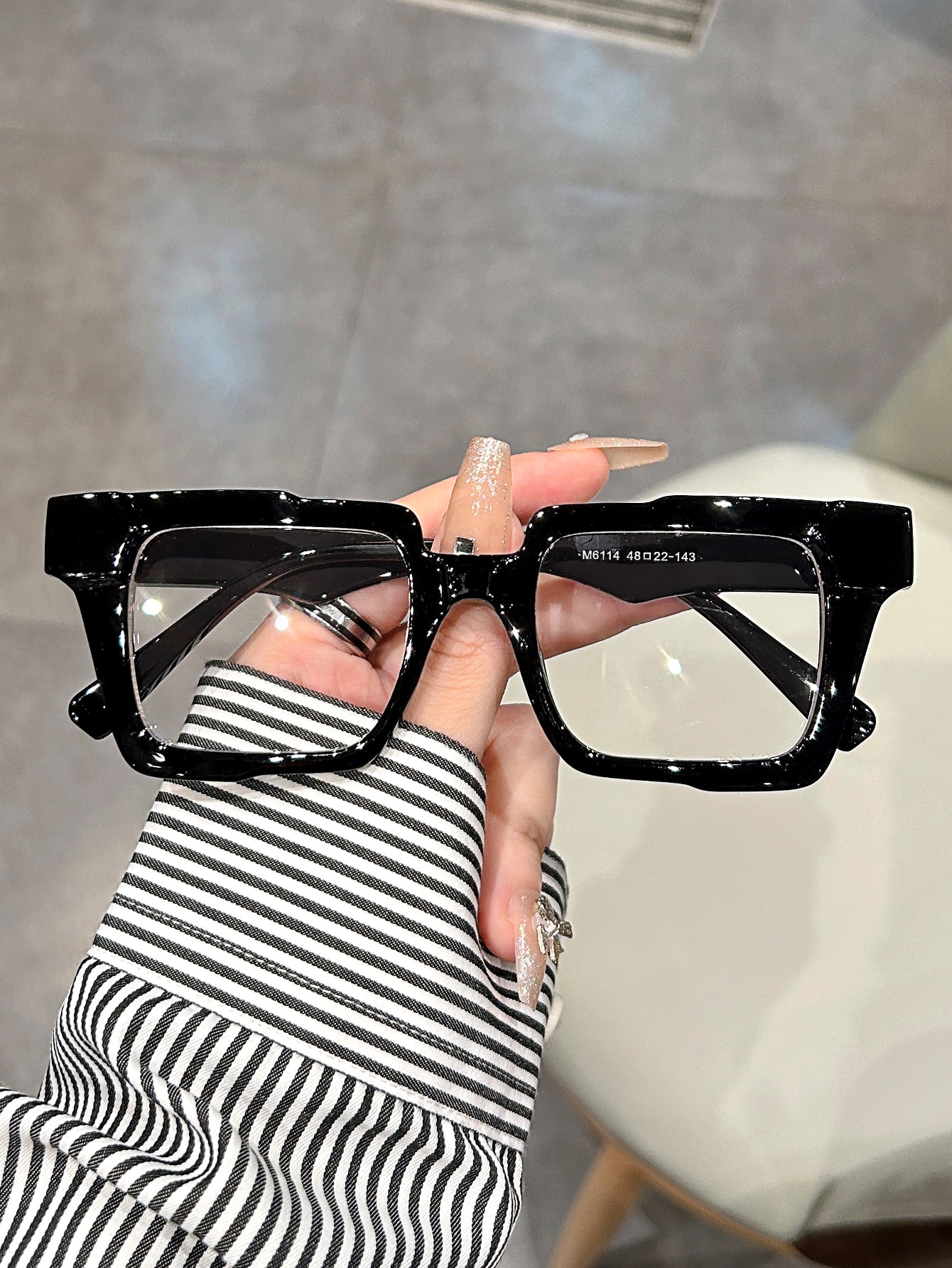 цена 1шт черные квадратные очки женские декоративные пластиковые оправы модные очки в уличном стиле
