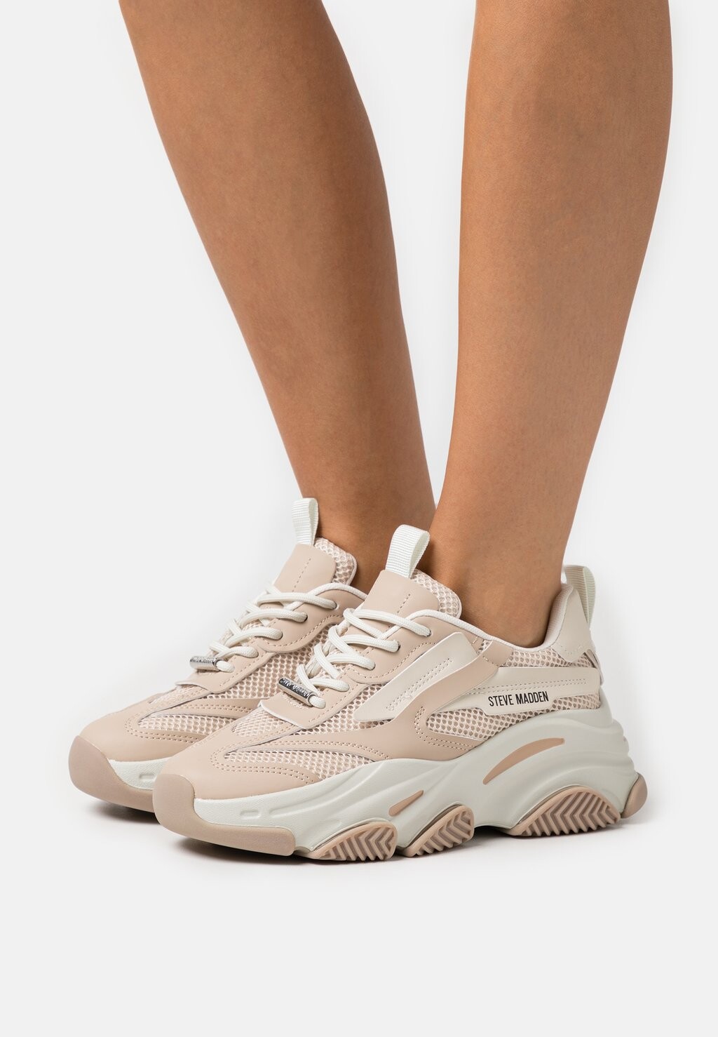 

Кроссовки Steve Madden