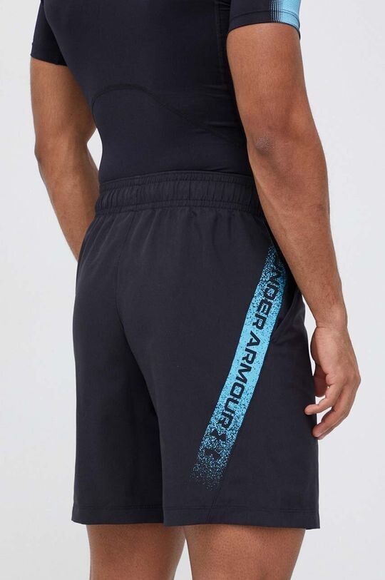 

Тренировочные шорты Under Armour, черный