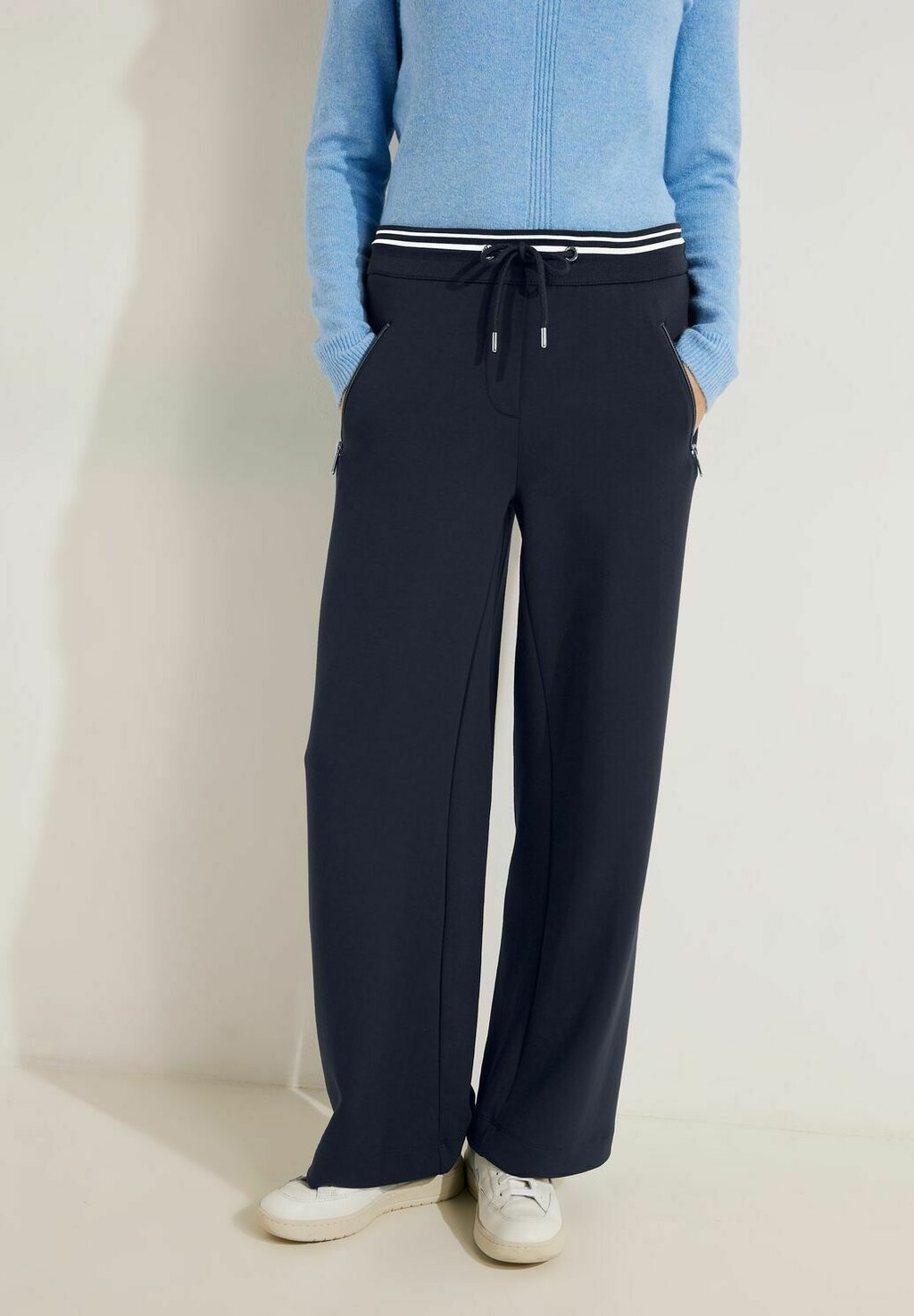 

Спортивные брюки LOOSE FIT Cecil, цвет blau
