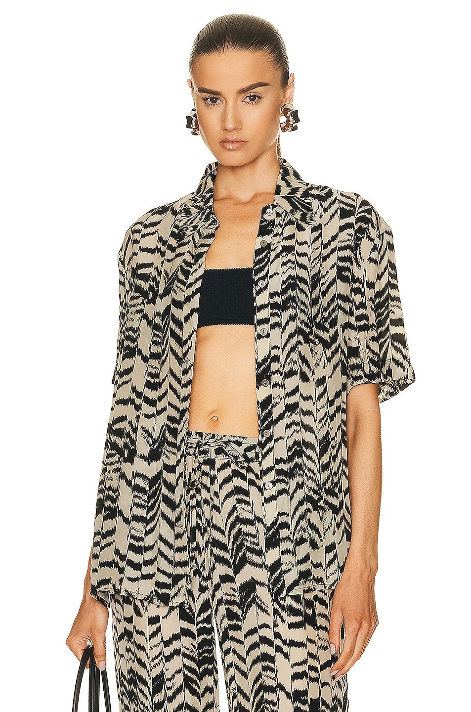 

Футболка Enza Costa Resort Shirt, цвет Olive Oil Zebra