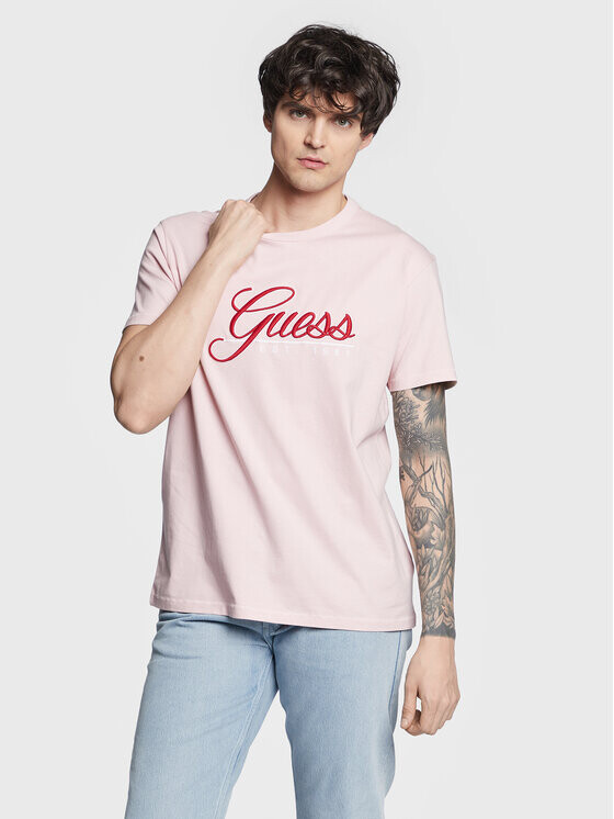 

Футболка стандартного кроя Guess, розовый