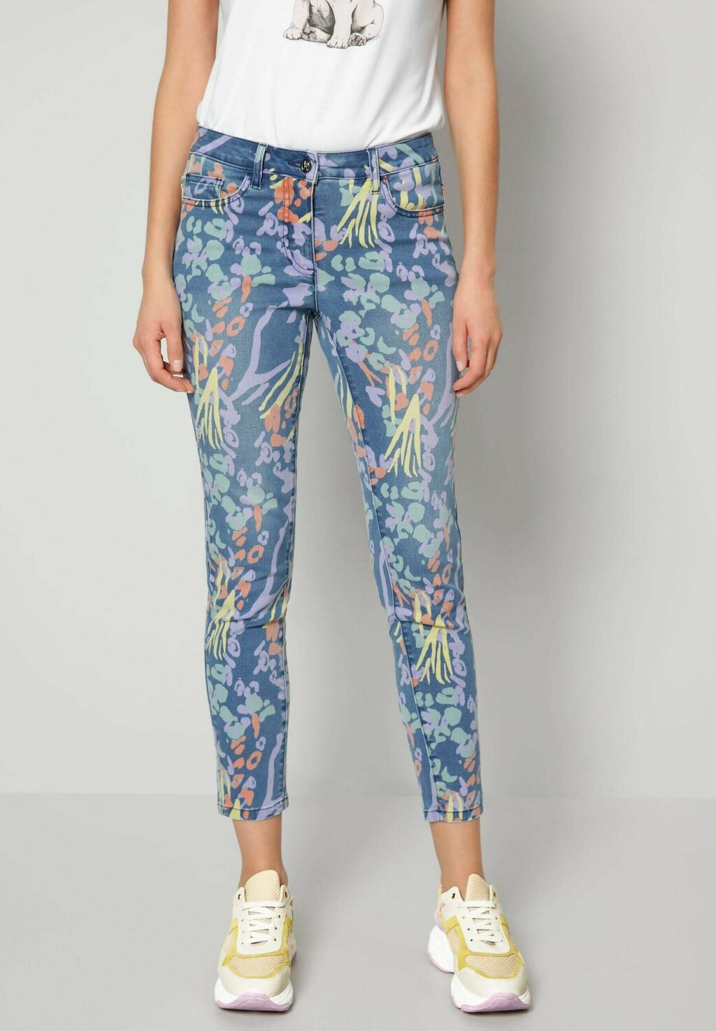 

Джинсы Slim fit Amy Vermont
