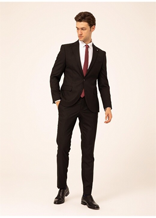 

Черный мужской костюм Slim Fit с нормальной талией Süvari