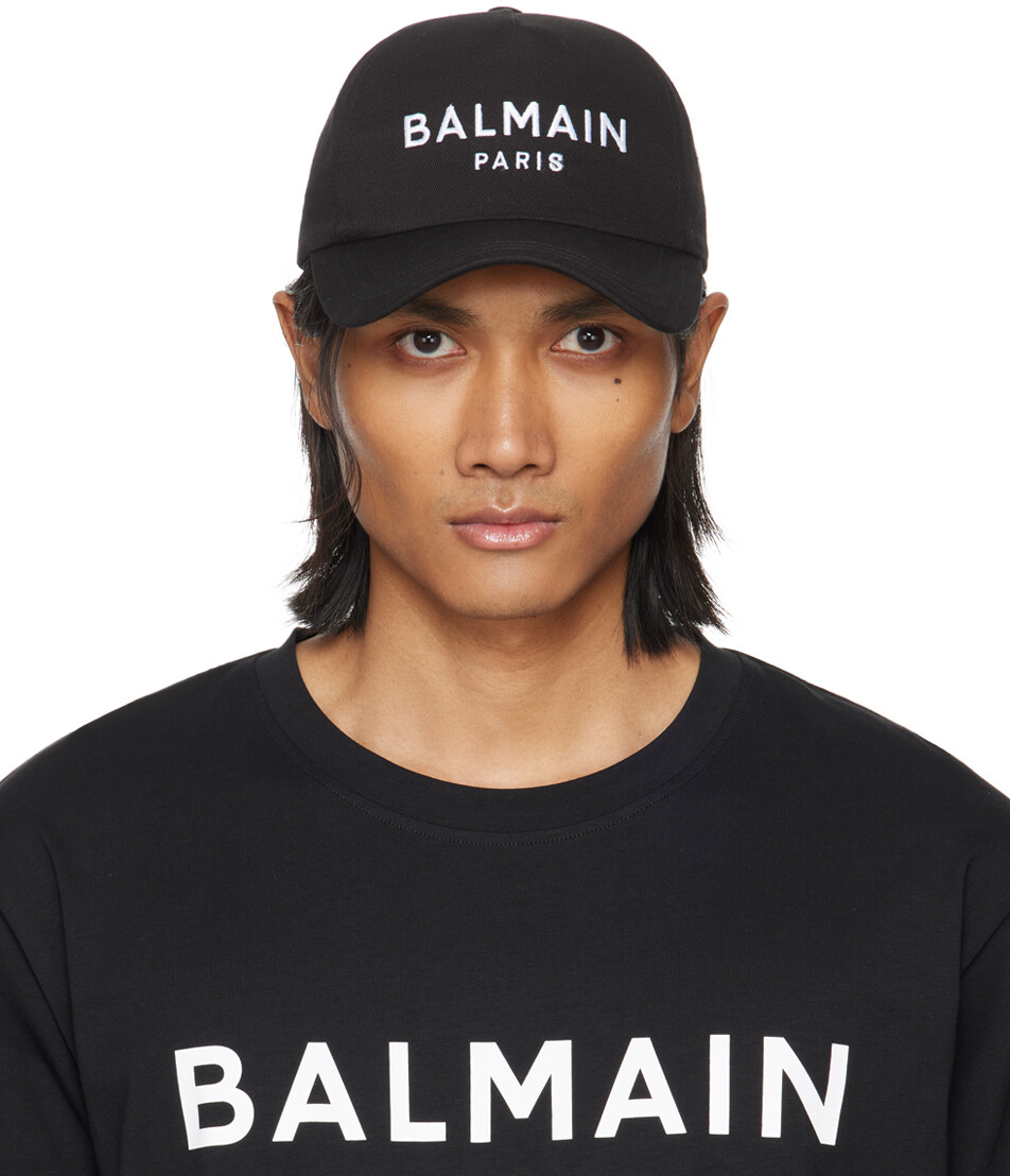 

Черная кепка с вышивкой Balmain