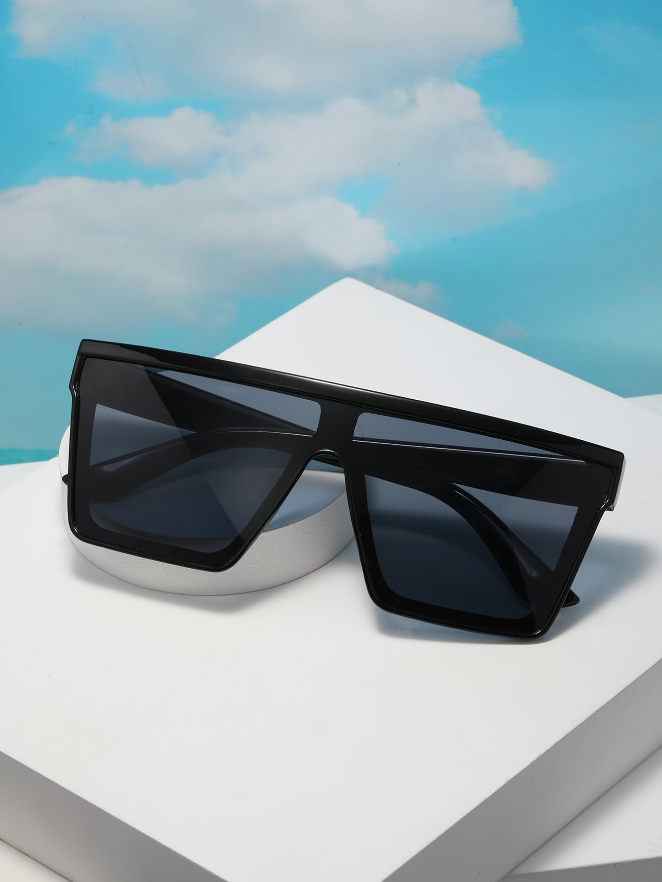 цена 1шт унисекс квадратные встроенные пластиковые модные солнцезащитные очки черного цвета для активного отдыха