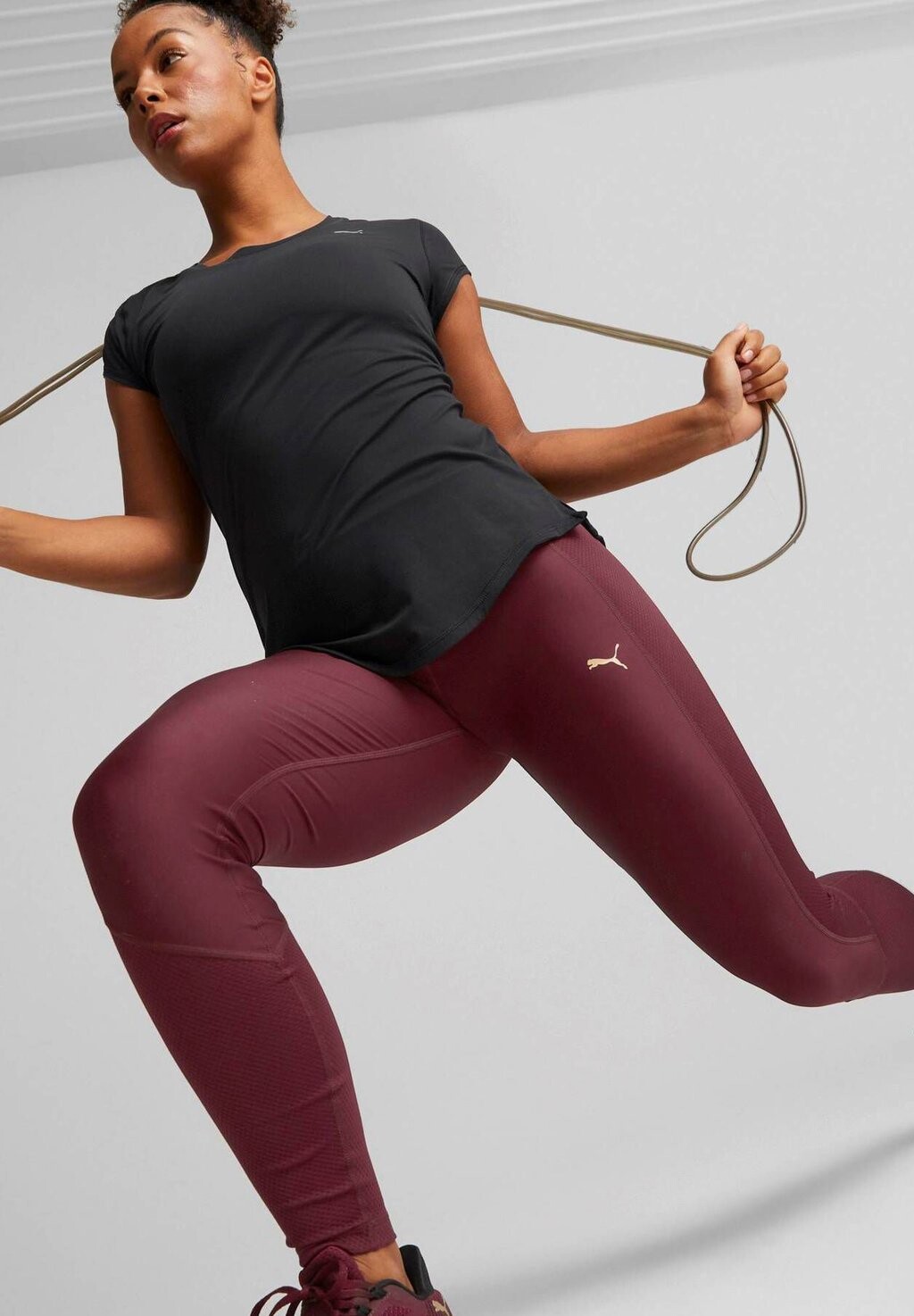 

Спортивная футболка Puma