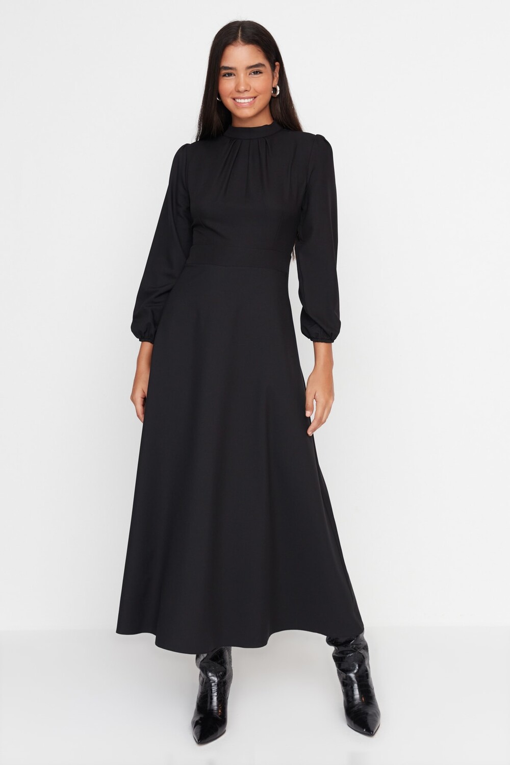 

Платье - Черное - А-силуэт Trendyol Modest, черный