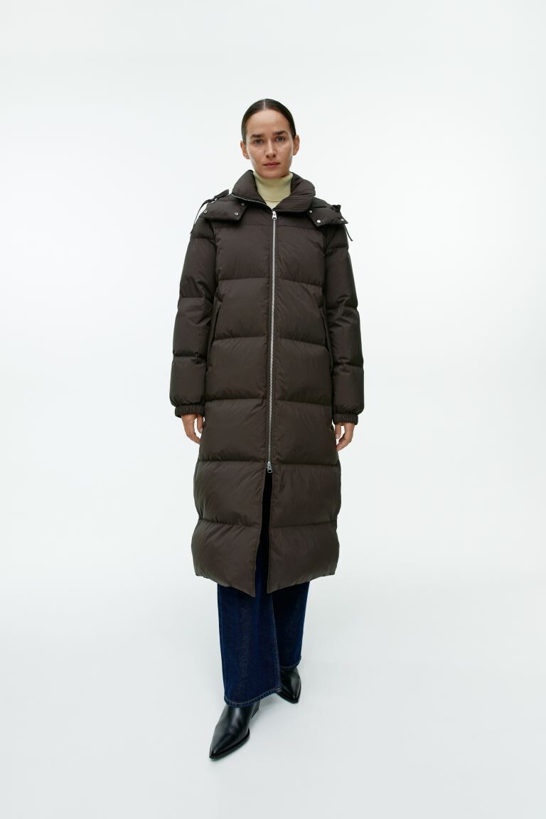 

Длинное стеганое пуховое пальто H&M, коричневый, Коричневый;черный