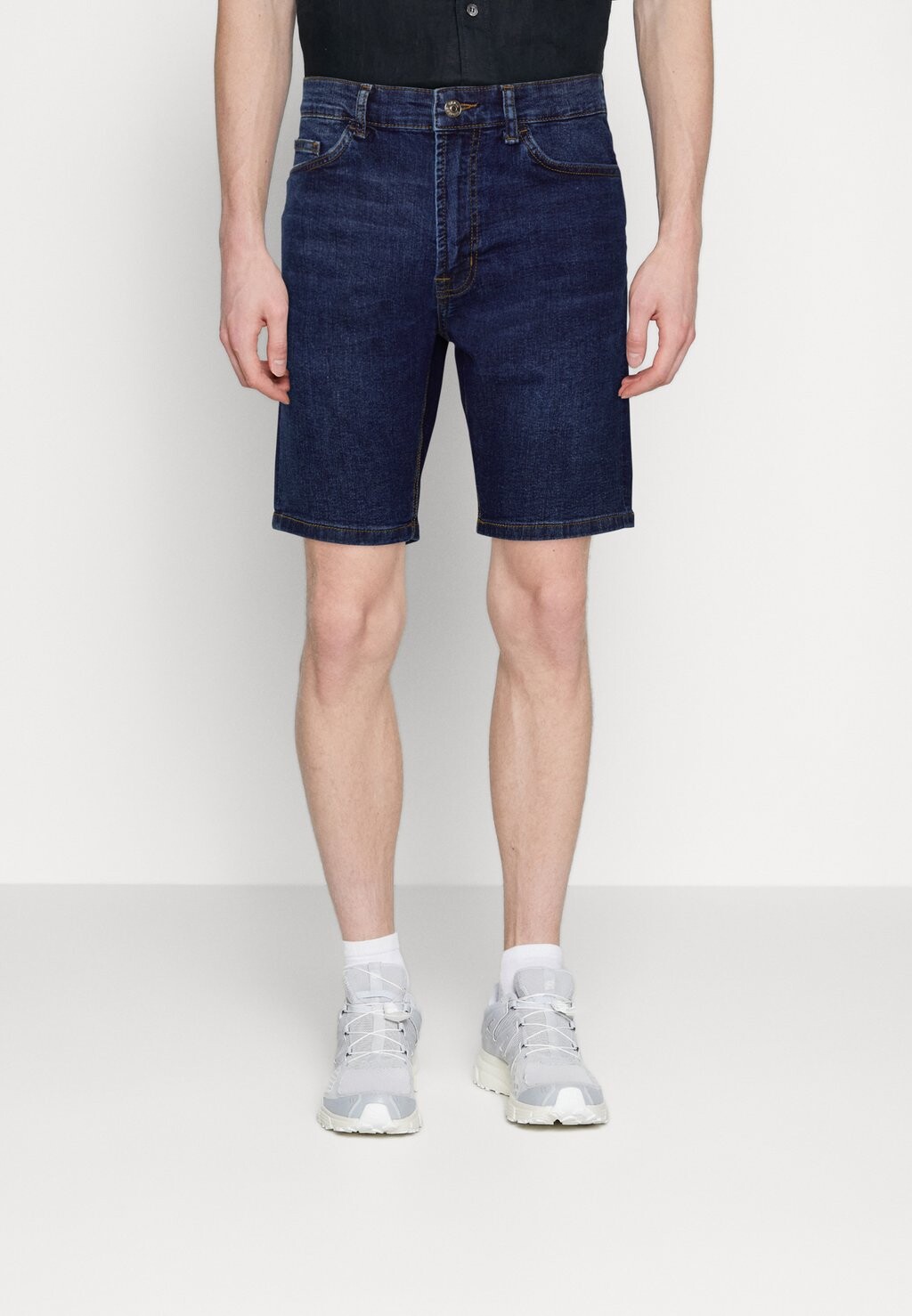 

Джинсовые шорты Denim Project