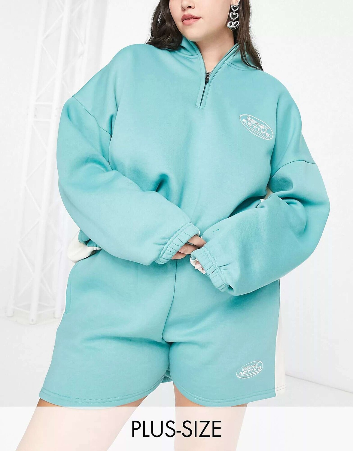 

Синий свитшот на молнии Daisy Street Active Plus 1/4