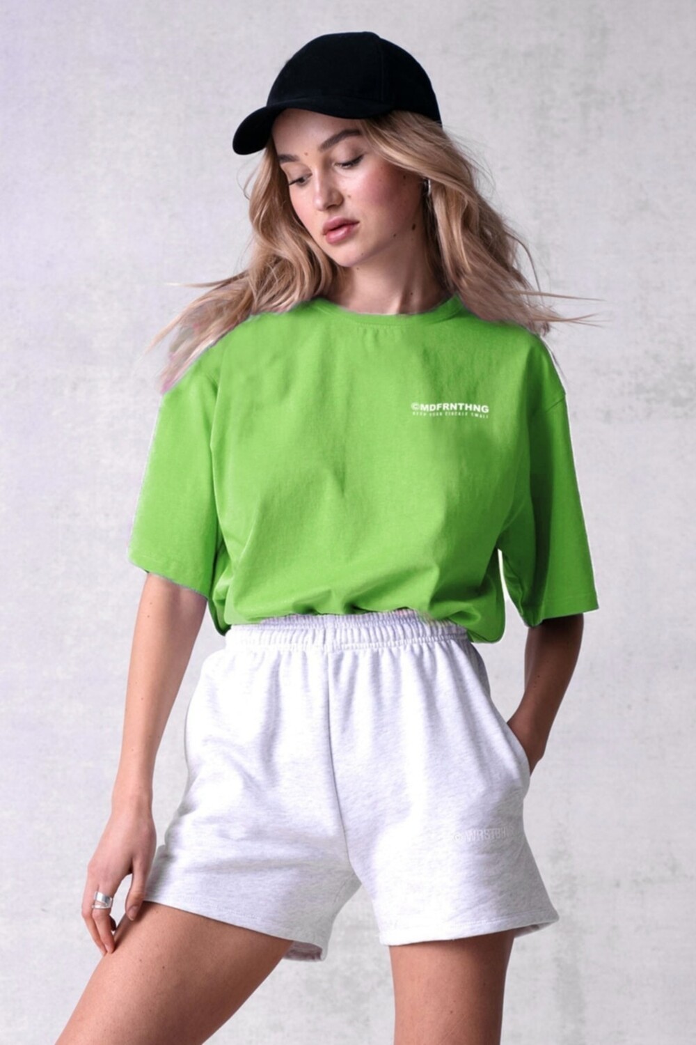 

Зеленая футболка с принтом Mad Girls Mg1197 Madmext, зеленый