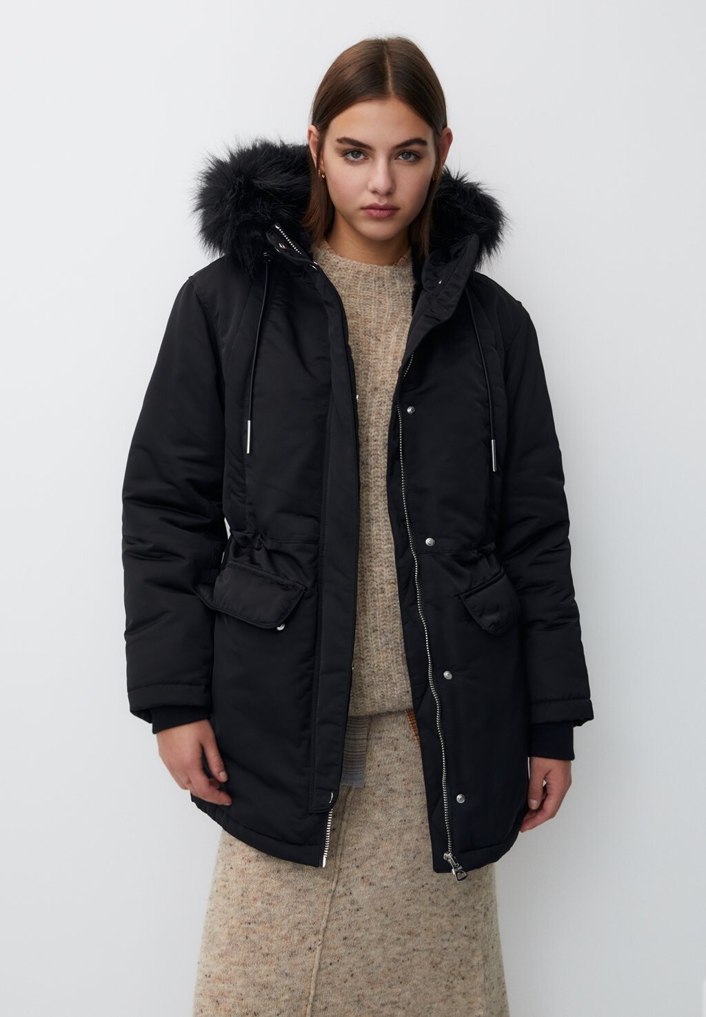 

Парка With Hood PULL&BEAR, черный