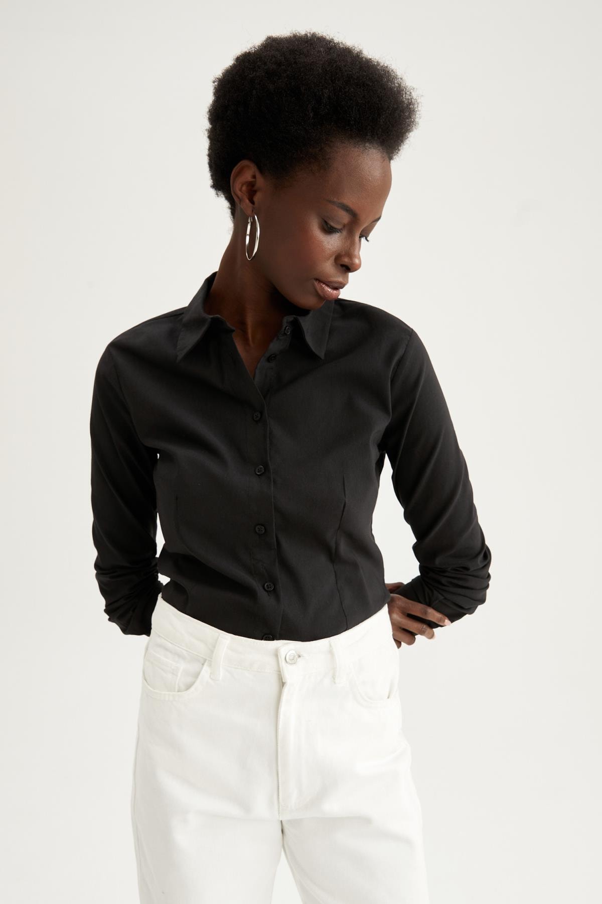 Базовая рубашка приталенного кроя с длинным рукавом DeFacto, черный фото
