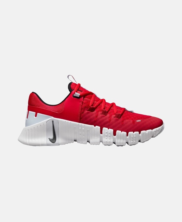 

Спортивная обувь Nike, красный